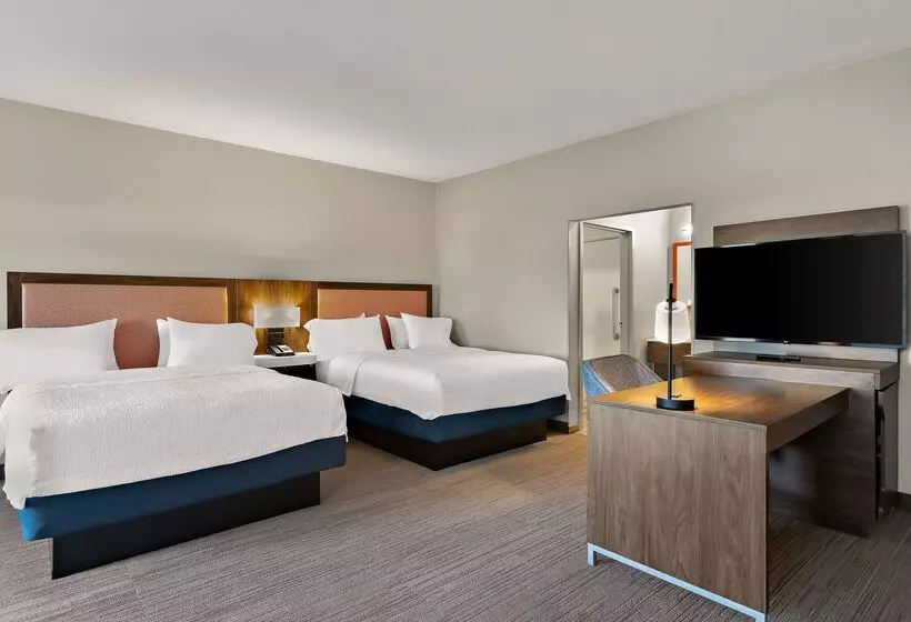 فندق Hampton Inn & Suites By Hilton Petoskey