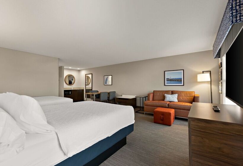 ホテル Hampton Inn & Suites By Hilton Petoskey