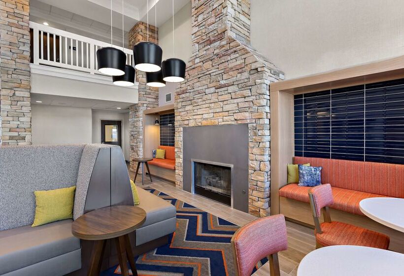 ホテル Hampton Inn & Suites By Hilton Petoskey