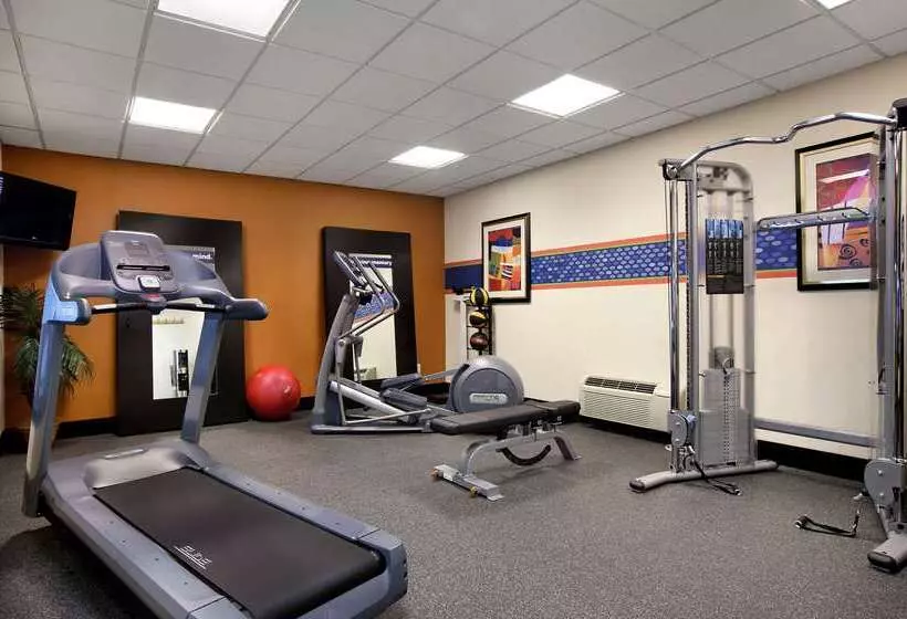 Отель Hampton Inn Atlantastockbridge