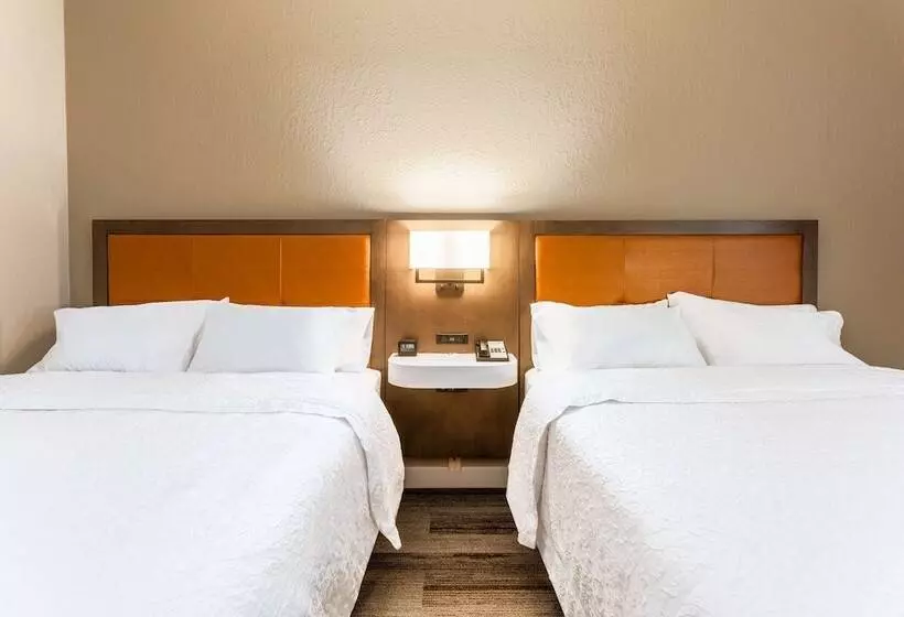 Szálloda Hampton Inn Cedar Rapids