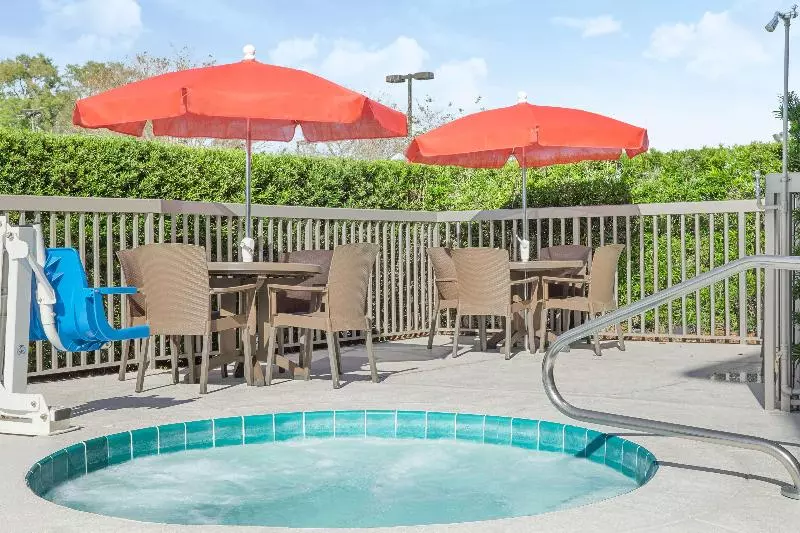 בית מלון כפרי Hampton Inn Debary/deltona