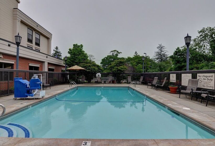 호텔 Hampton Inn Franklin / Milford