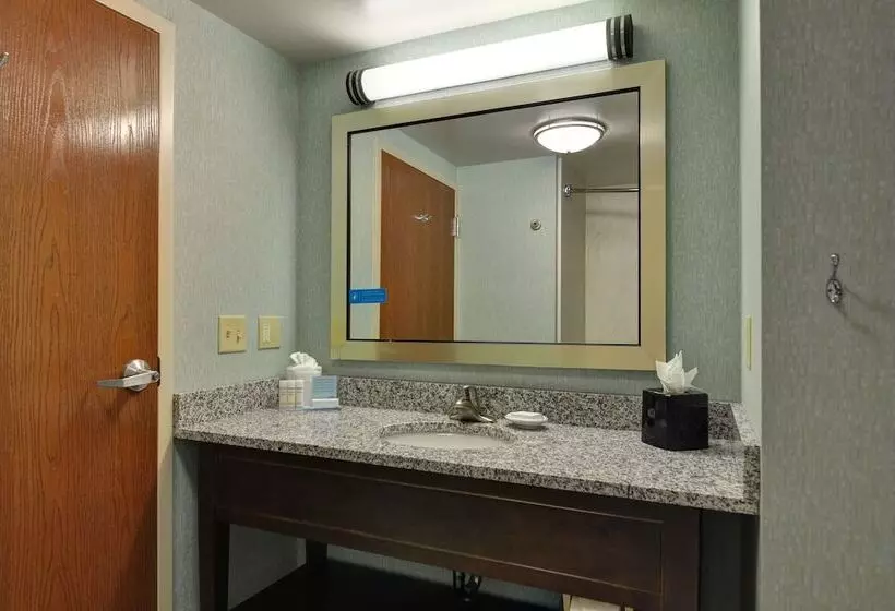 호텔 Hampton Inn Franklin / Milford