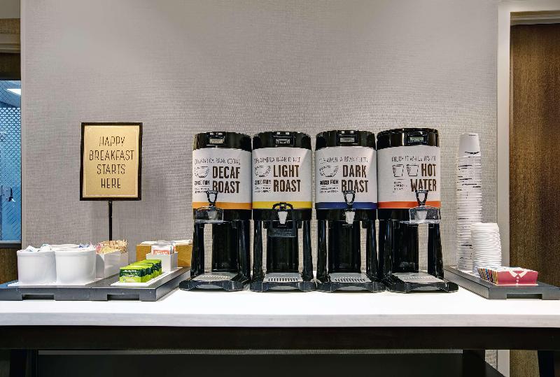 Отель Hampton Inn Greenville I 385 Woodruff Rd