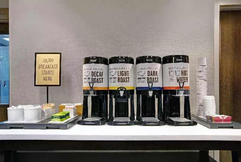 هتل Hampton Inn Greenville I 385   Woodruff Rd