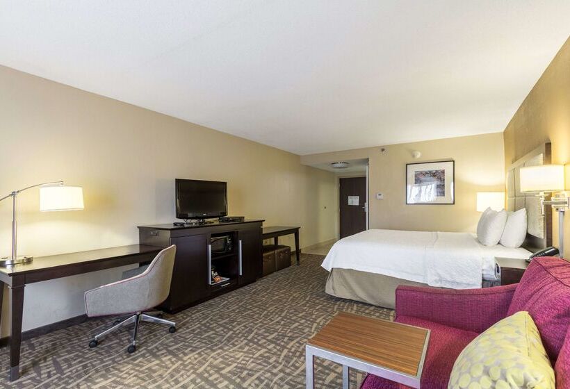 בית מלון כפרי Hampton Inn Jackson/pearlinternational Airport