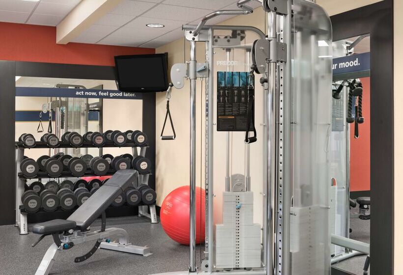 فندق Hampton Inn Lawrence