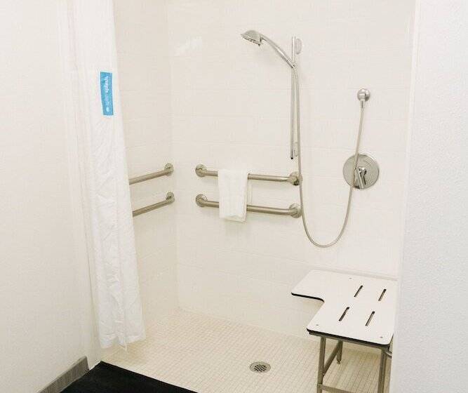 فندق Hampton Inn Metairie