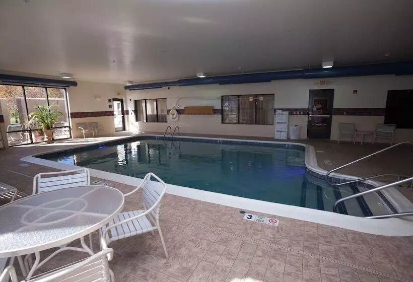 فندق Hampton Inn Oneonta