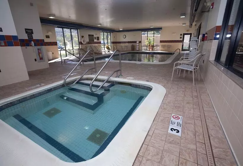 فندق Hampton Inn Oneonta