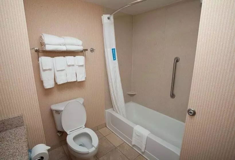 فندق Hampton Inn Oneonta