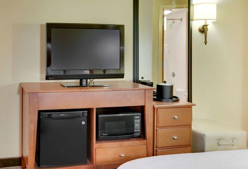 בית מלון כפרי Hampton Inn Pittsburgh Airport