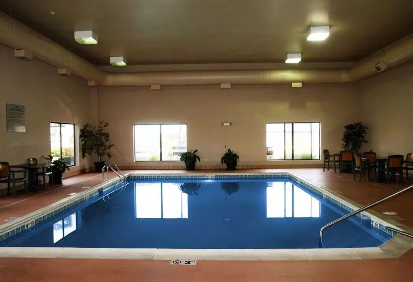 בית מלון כפרי Hampton Inn South Haven