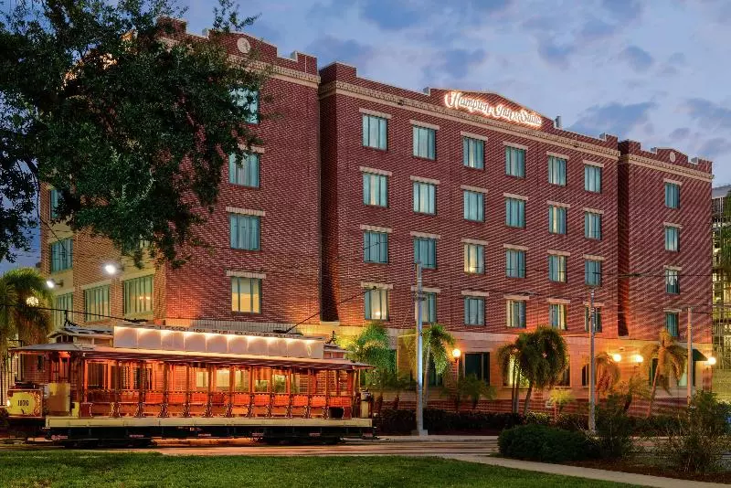 هتل Hampton Inn & Suites Tampa/ybor City/downtown