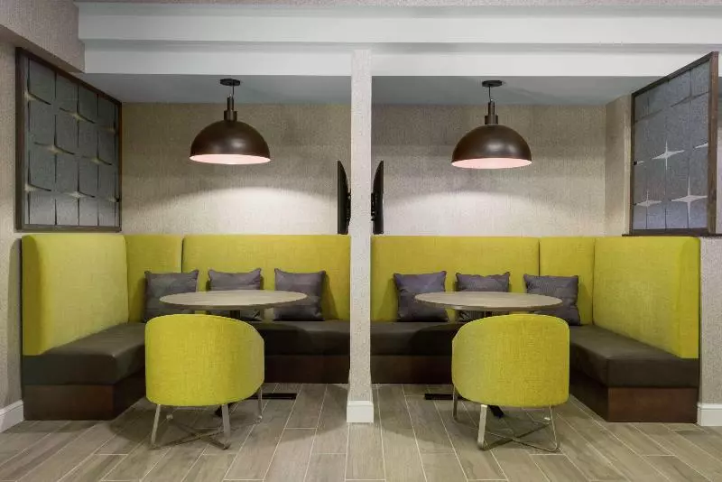 هتل Hampton Inn & Suites Tampa/ybor City/downtown