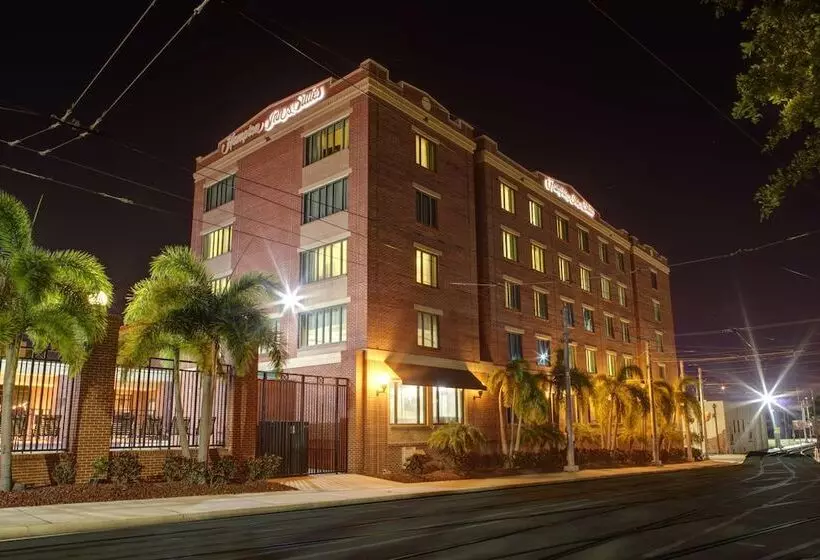 هتل Hampton Inn & Suites Tampa/ybor City/downtown