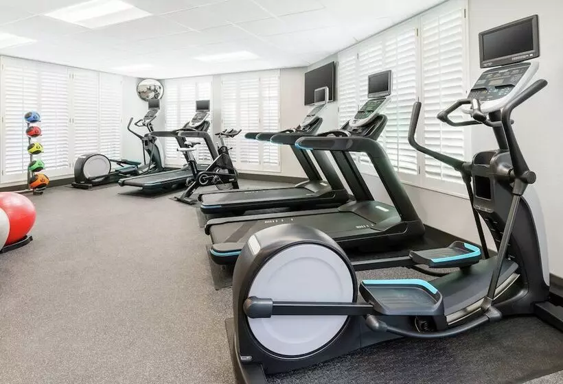 هتل Hampton Inn & Suites Tampa/ybor City/downtown