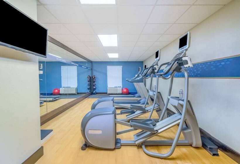 فندق Hampton Inn Terre Haute