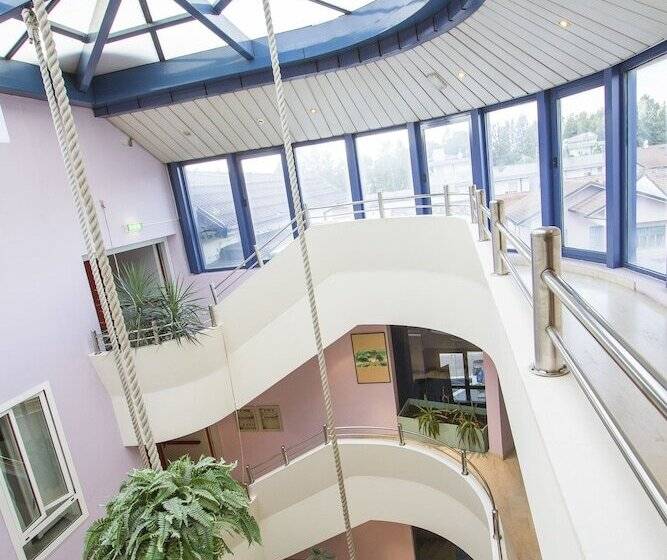 בית מלון כפרי Sirena