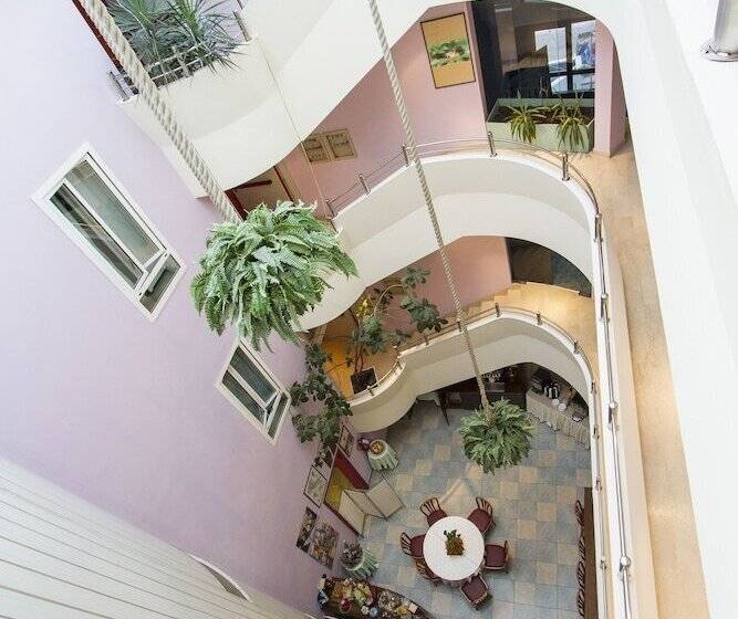 בית מלון כפרי Sirena