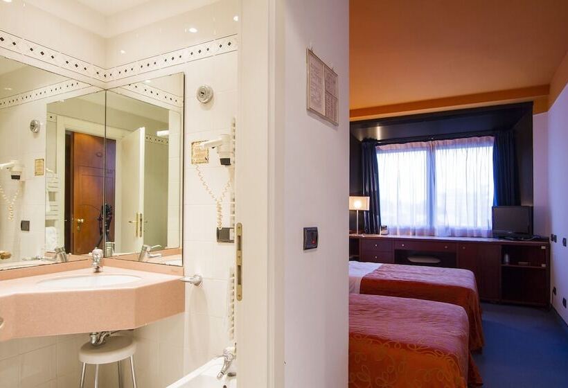 בית מלון כפרי Sirena