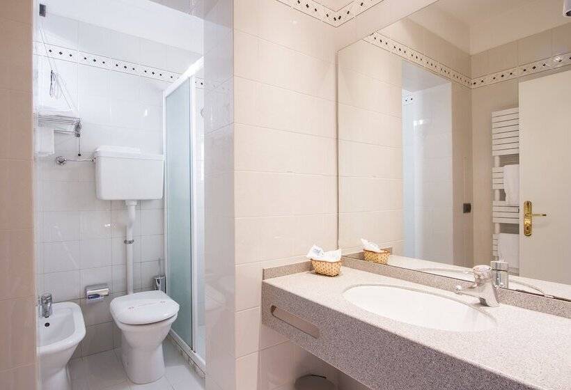 בית מלון כפרי Sirena