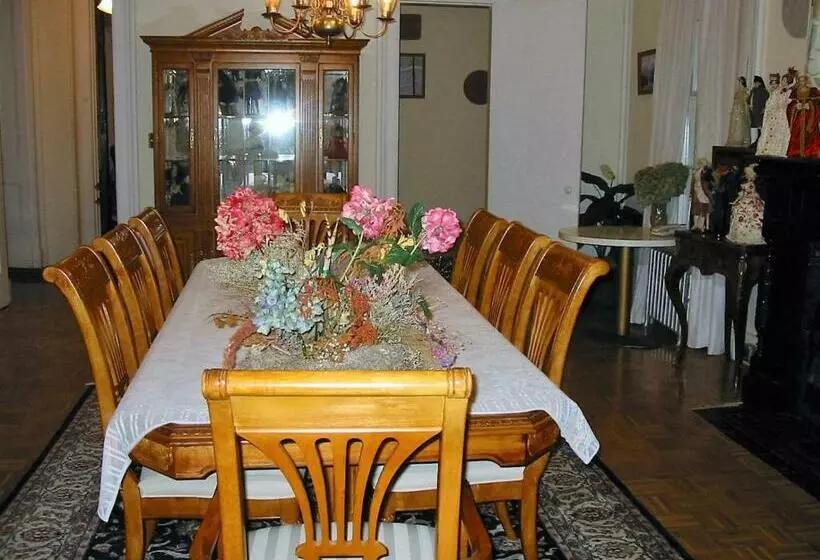 酒店 The Historic Mansion