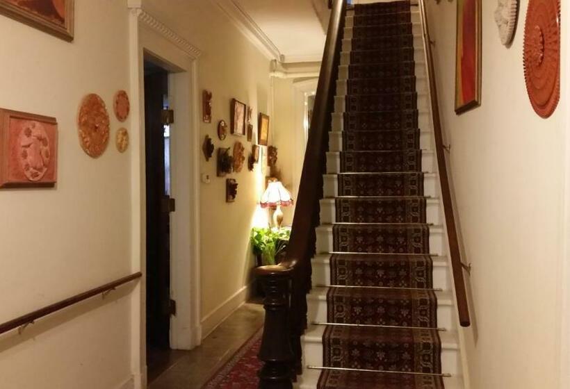 Отель The Historic Mansion