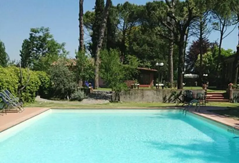 ホテル Villa al Piano