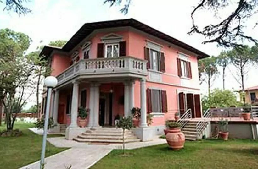 ホテル Villa al Piano