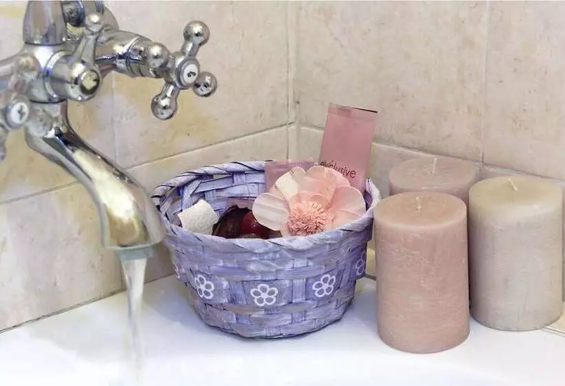 בית מלון כפרי Villa Ambrosina