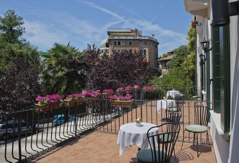 ホテル Villa Edera