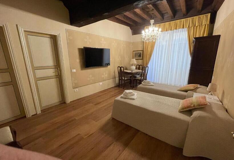 تختخواب و صبحانه La Bohème