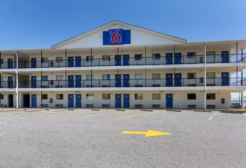 Motel 6 Greenville, Sc