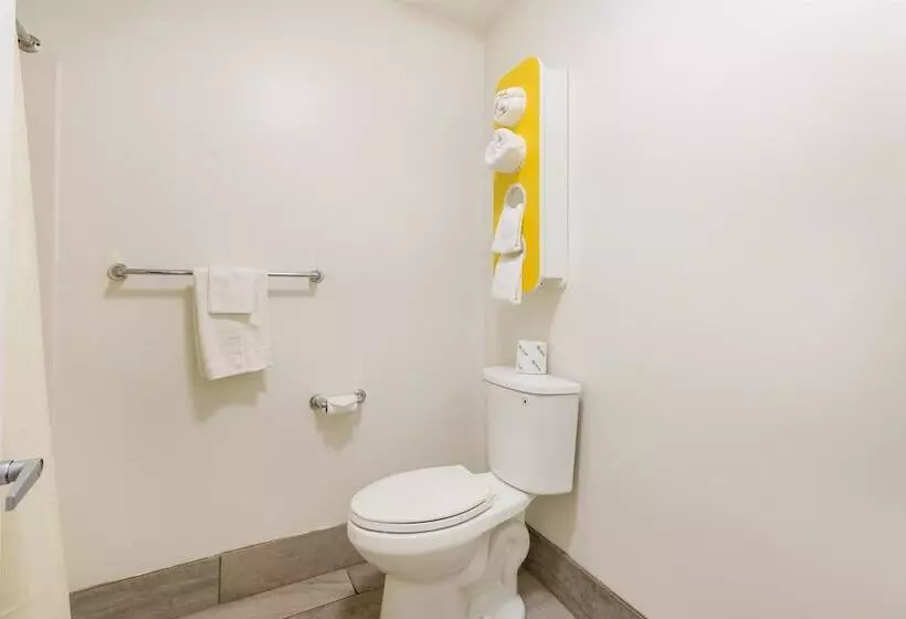 Motel 6 Greenville, Sc