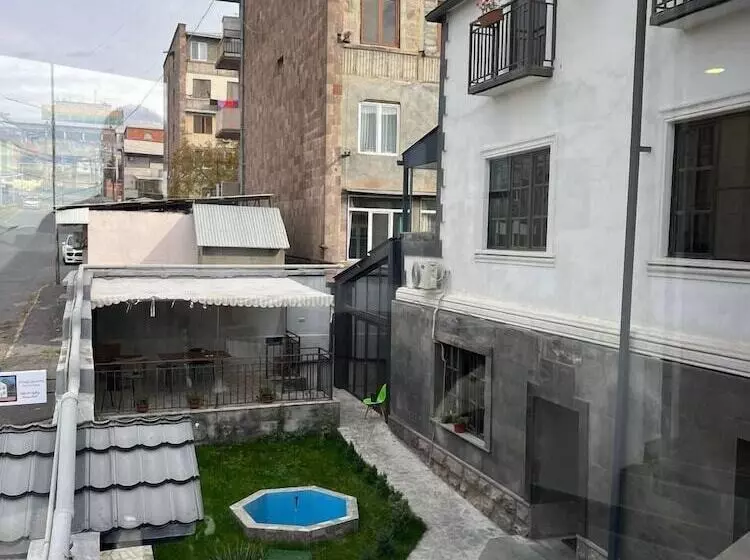 هاستل Blur Inn Gallery