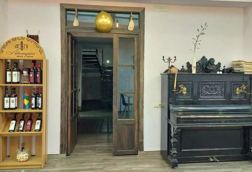 هاستل Blur Inn Gallery