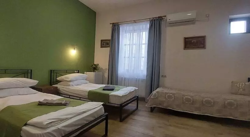 هاستل Blur Inn Gallery