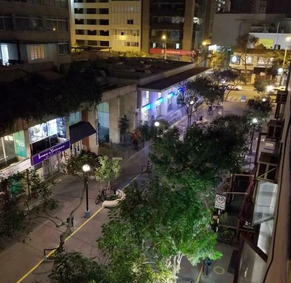 مبيت وإفطار Waldorf