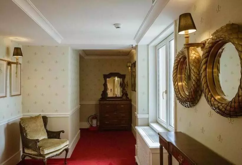 هتل Ebel Boutique