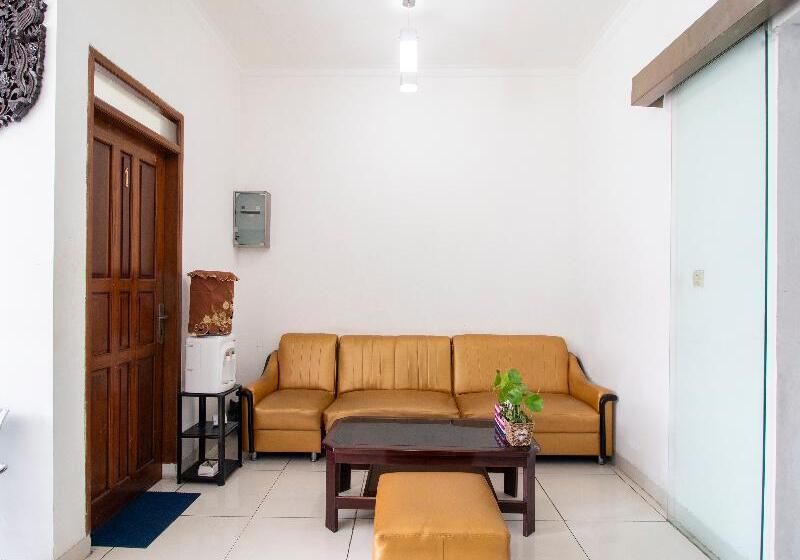 فندق Oyo 3908 Fenway Kostel