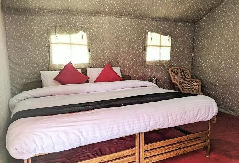 هتل Apple Avenue Camps By Oyo Rooms