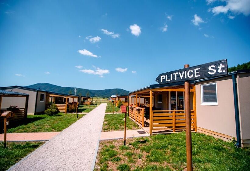Отель Big Bear Plitvice Camping Resort