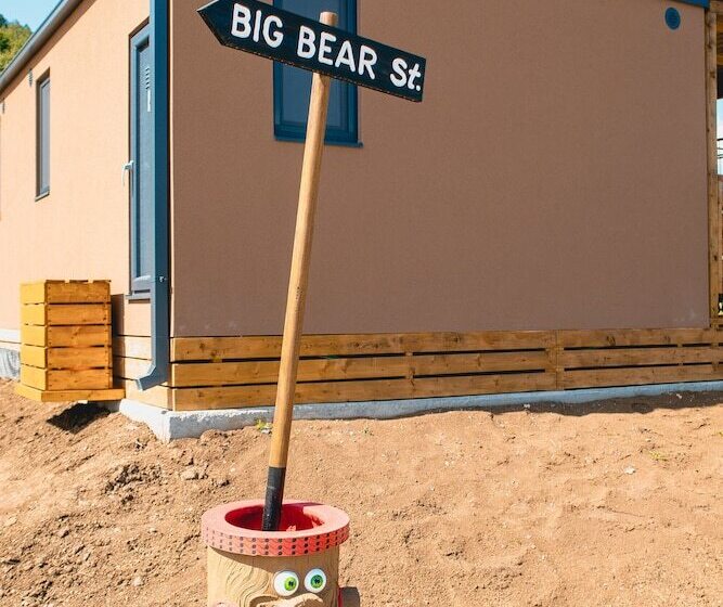 Отель Big Bear Plitvice Camping Resort