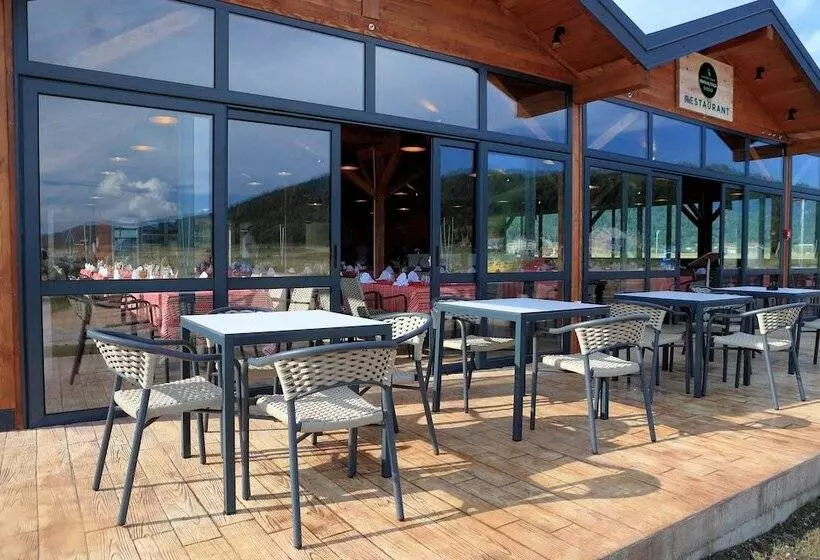 Hotelli Big Bear Plitvice Camping Resort