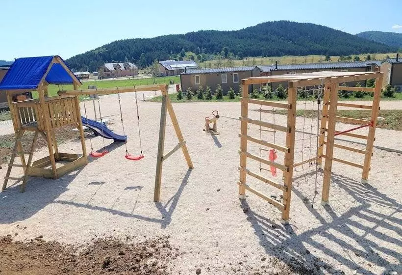 Hotelli Big Bear Plitvice Camping Resort