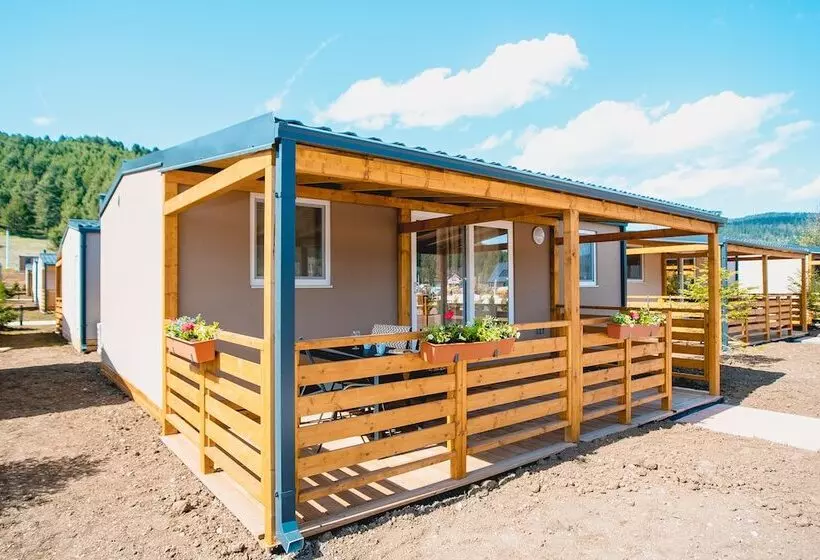 Hotelli Big Bear Plitvice Camping Resort