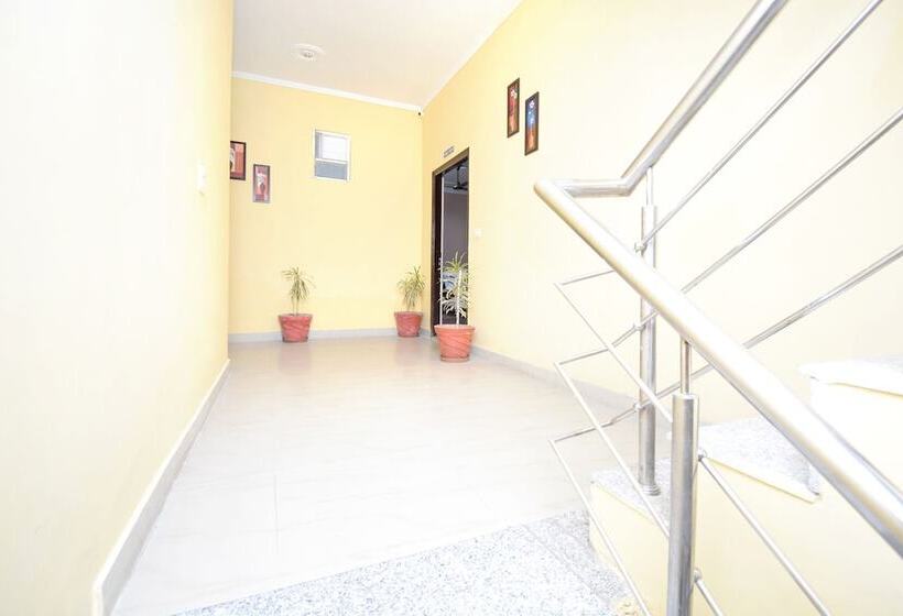 Hotel Dreamland By Oyo Rooms