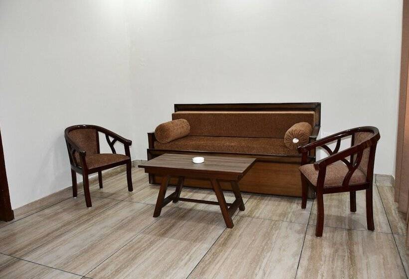 호텔 Flyers Paradise